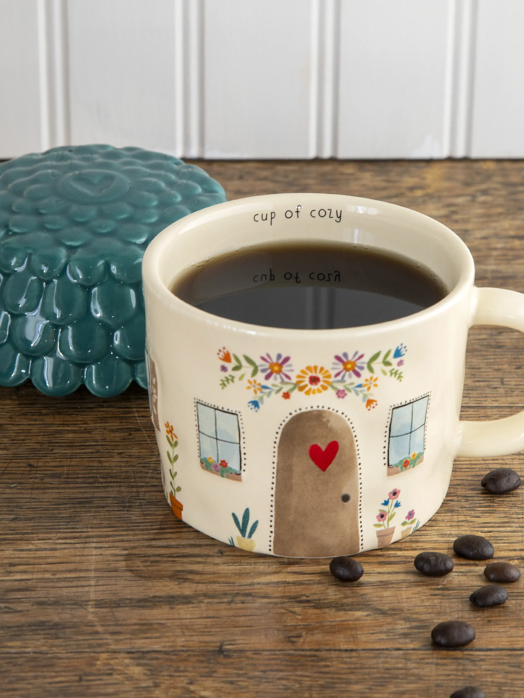 Taza cabaña con tapa MUG000104